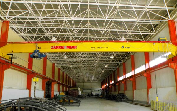 Zarrin Mehr Single Girder Overhead Crane demonstrating heavy-duty lifting and material handling capabilities in an industrial setting, similar to gantry crane and electric hoist solutions.