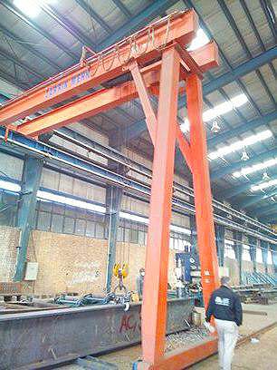 10 Tons Semi-Gantry Crane