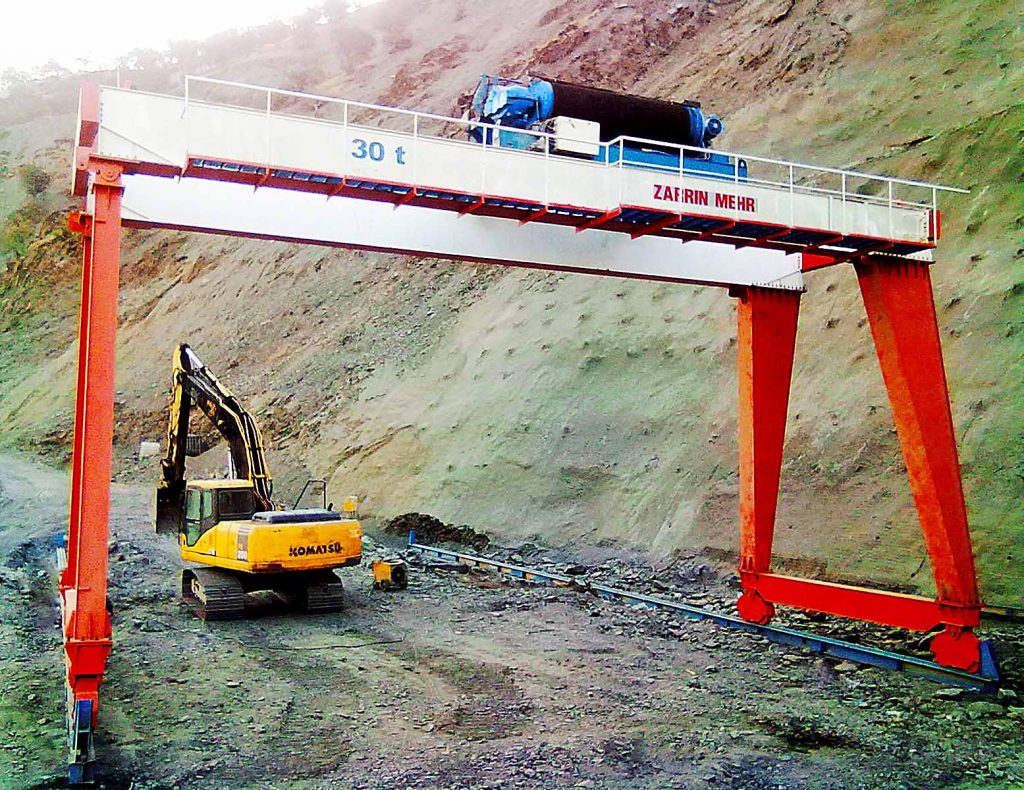 30-Ton Double Girder Gantry Crane in action, showcasing ZARRIN MEHR's commitment to efficient material handling solutions.